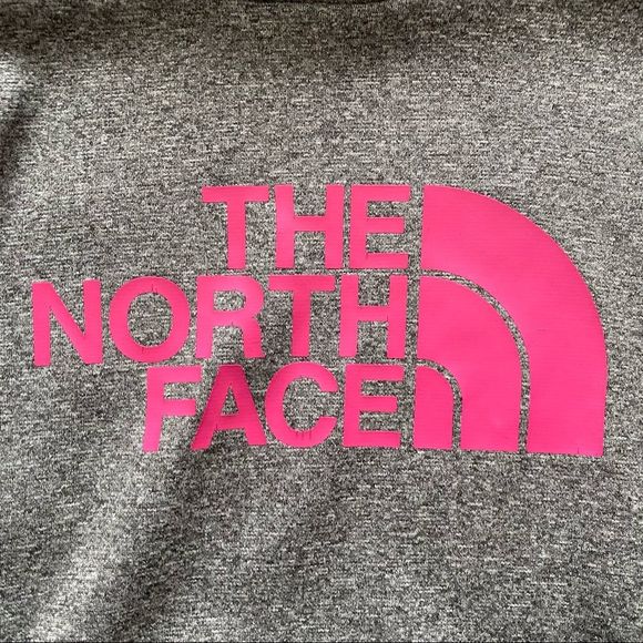 ✨50% OFF✨ The North Face Hoodie - Picture 5 of 11